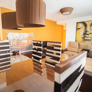 Alhambra A 8 Minutos Granada, Con Parking Y Piscina Apartamento